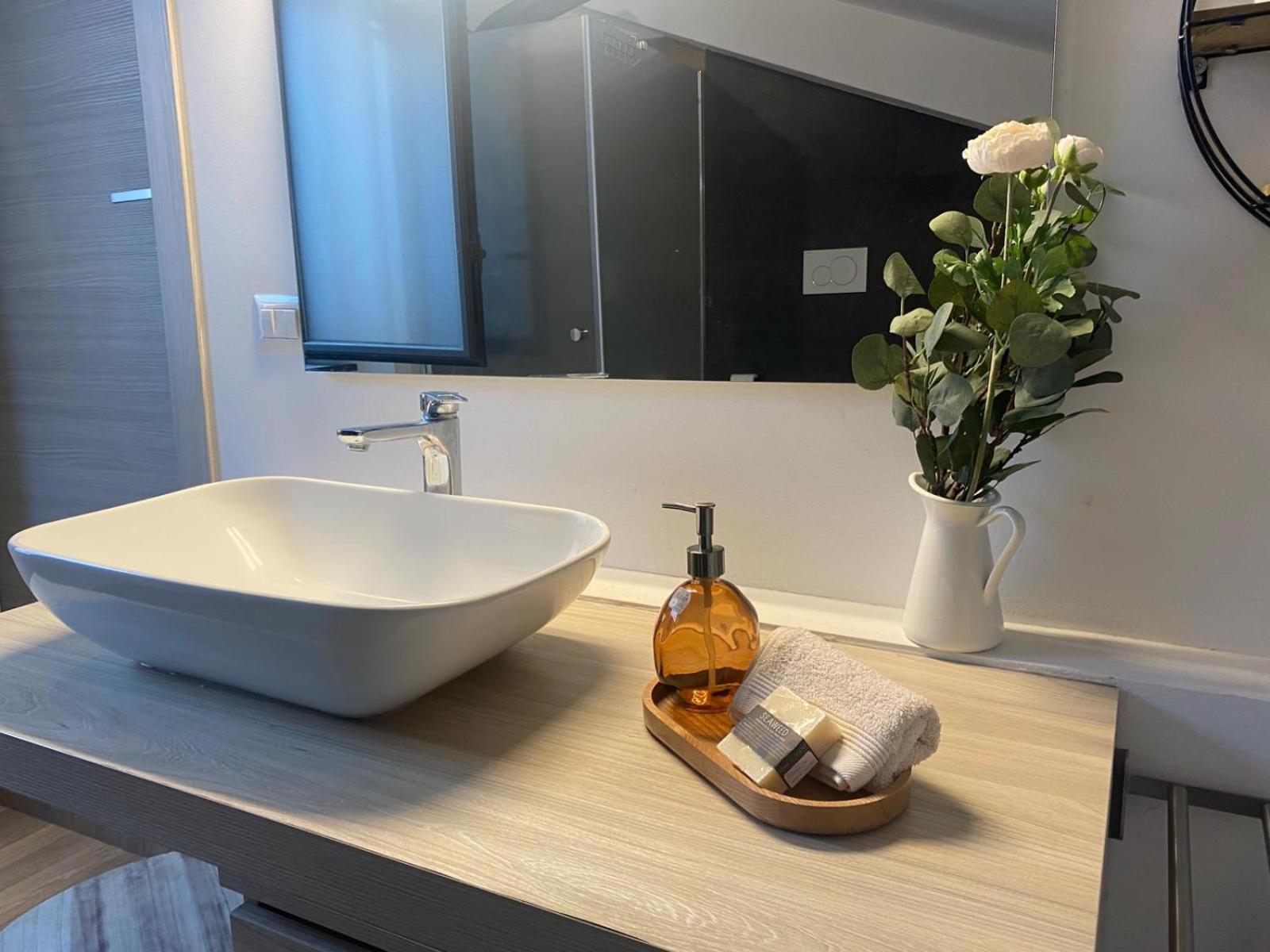 Oltremare Holiday Home Катания Экстерьер фото